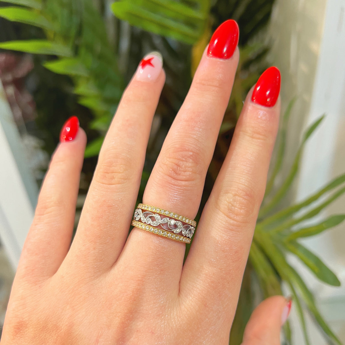 Floral Inspired Diamond 18ct Yellow and White Gold Ring | Size N