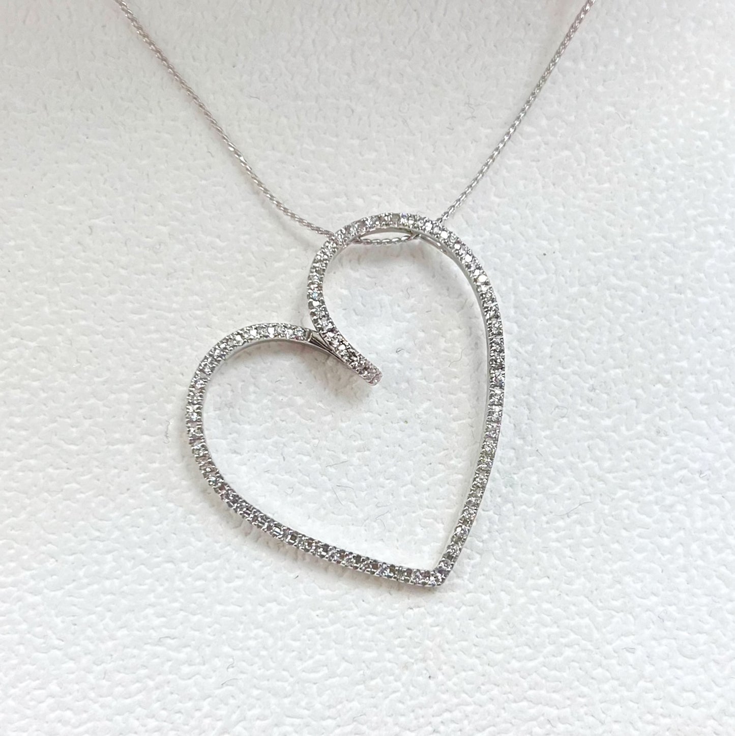 Vintage 14k White Gold Diamond Heart Necklace