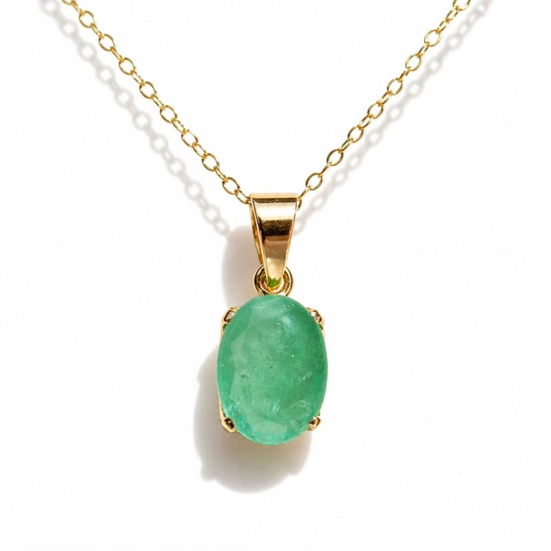 9ct Yellow Gold 3ct Oval-Cut Faceted Emerald Solitaire Necklace