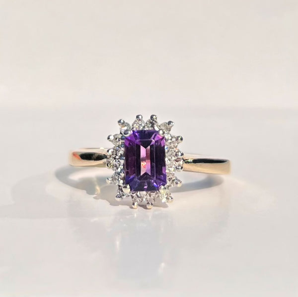 Timeless Vintage 9ct Yellow Gold Emerald Cut Amethyst and Diamond Halo Cluster Ring - Size K