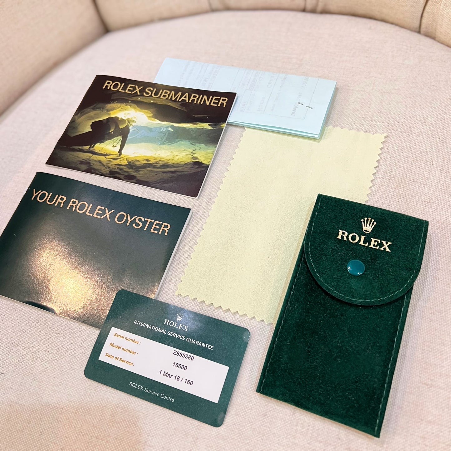 Pre-owned Stainless Steel Rolex Sea-Dweller 4000 Gent's Watch