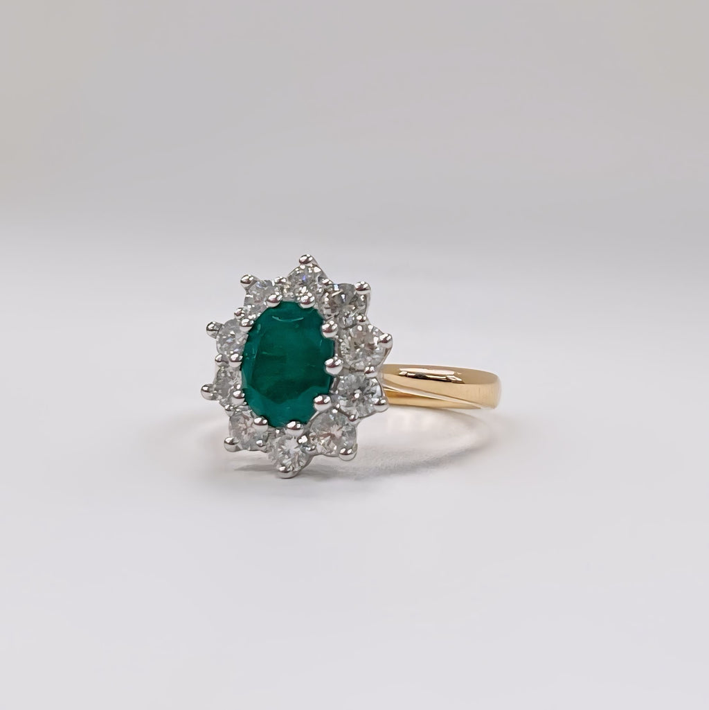 Classic Emerald and Diamond 18ct Yellow Gold Cluster Ring | Size M ½