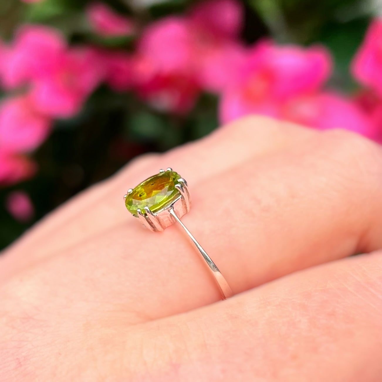 Claw Set Oval Peridot Sterling Silver Solitaire Ring | Size O