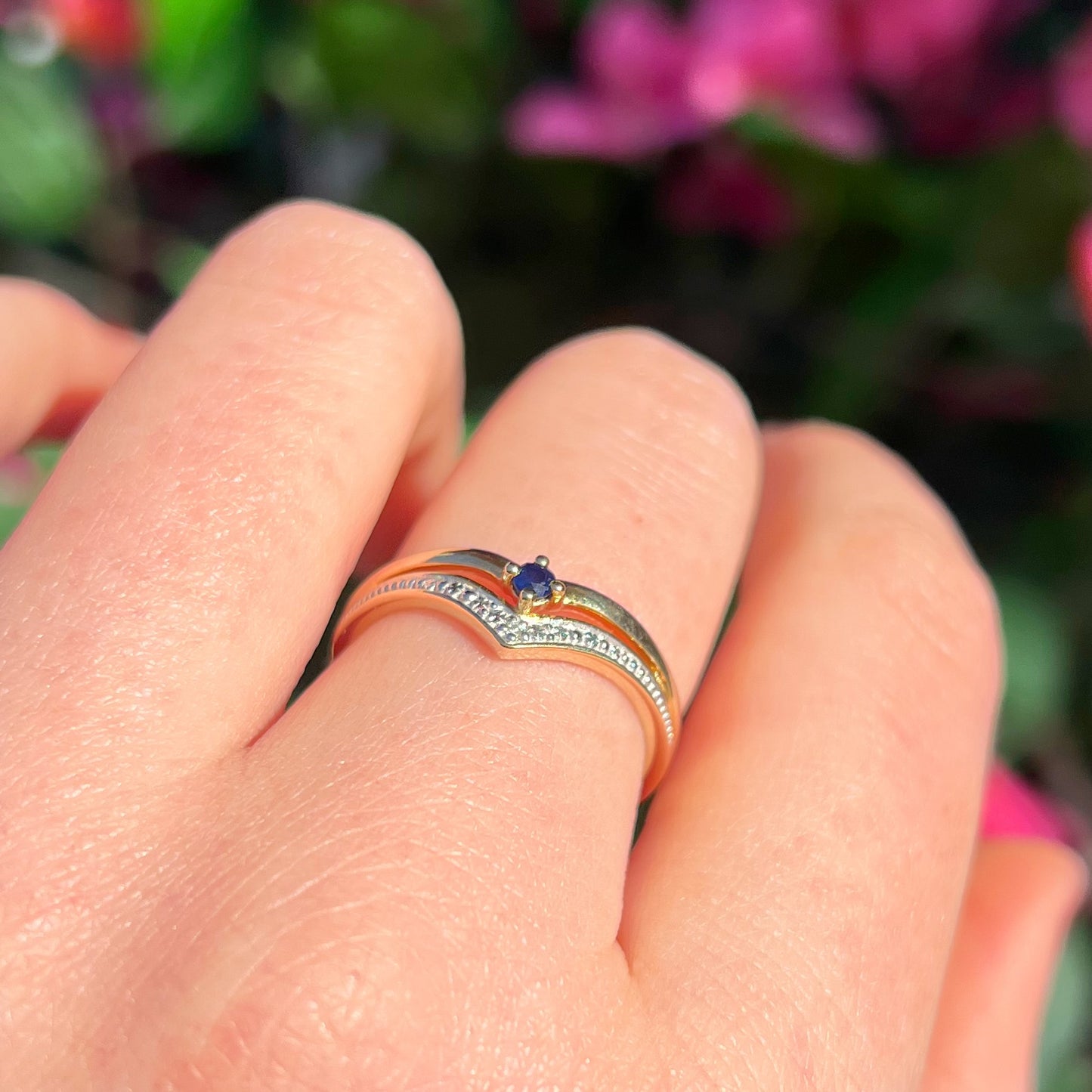 Vintage 9ct Yellow Gold Sapphire Wishbone Stacking Ring - Size P