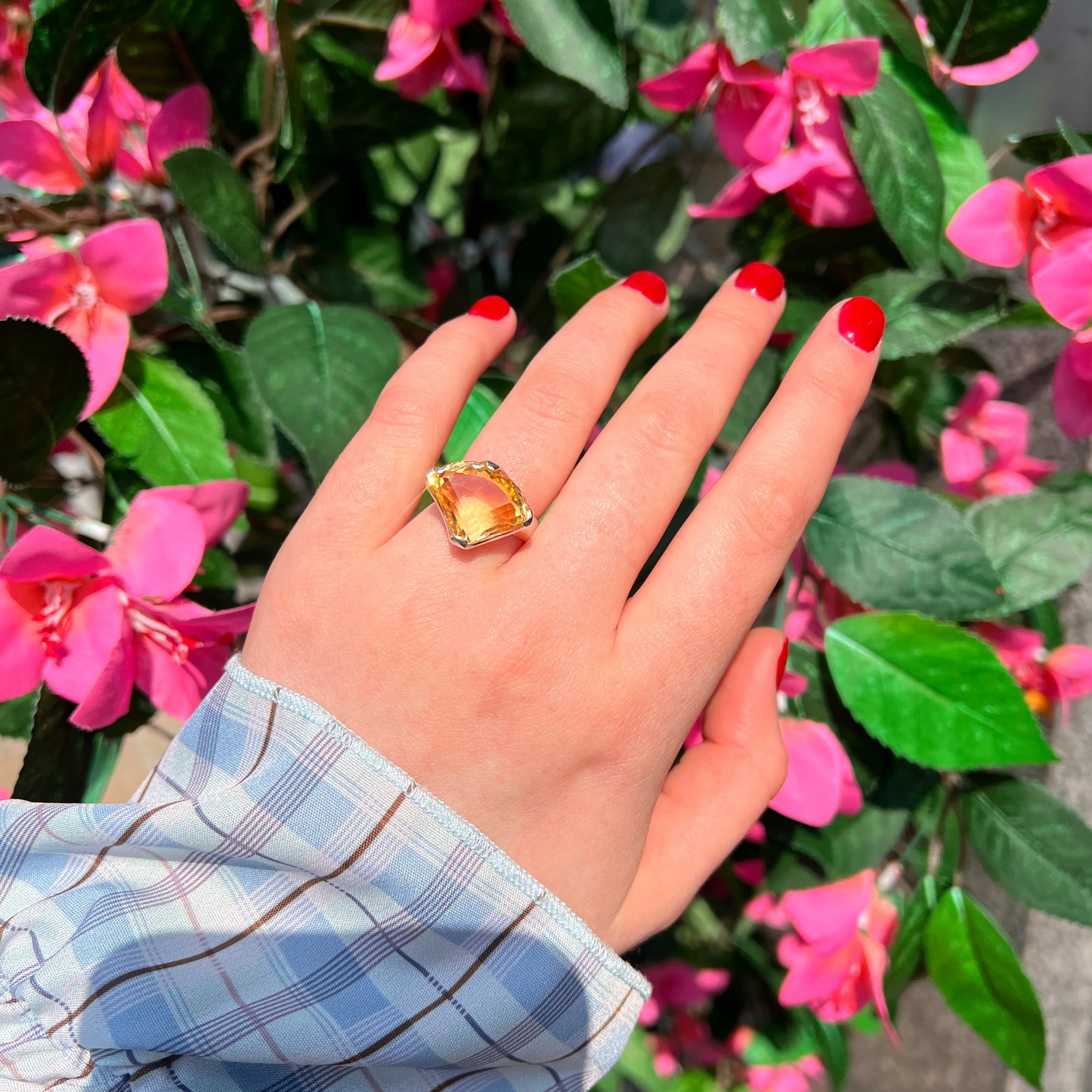 Sterling Silver Abstract Pear Shaped Citrine Cocktail Ring - Size N ½