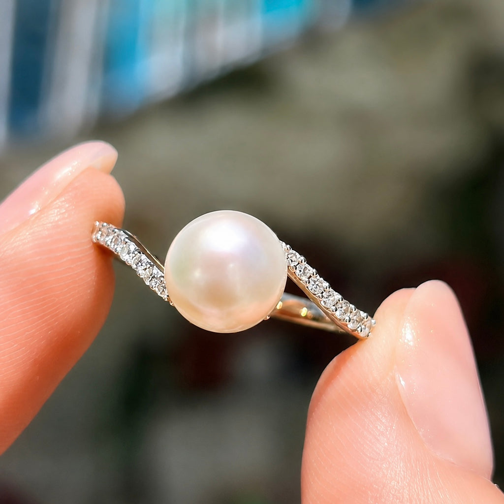 Pearl and Diamond 9ct Yellow Gold Twist Ring | Size L