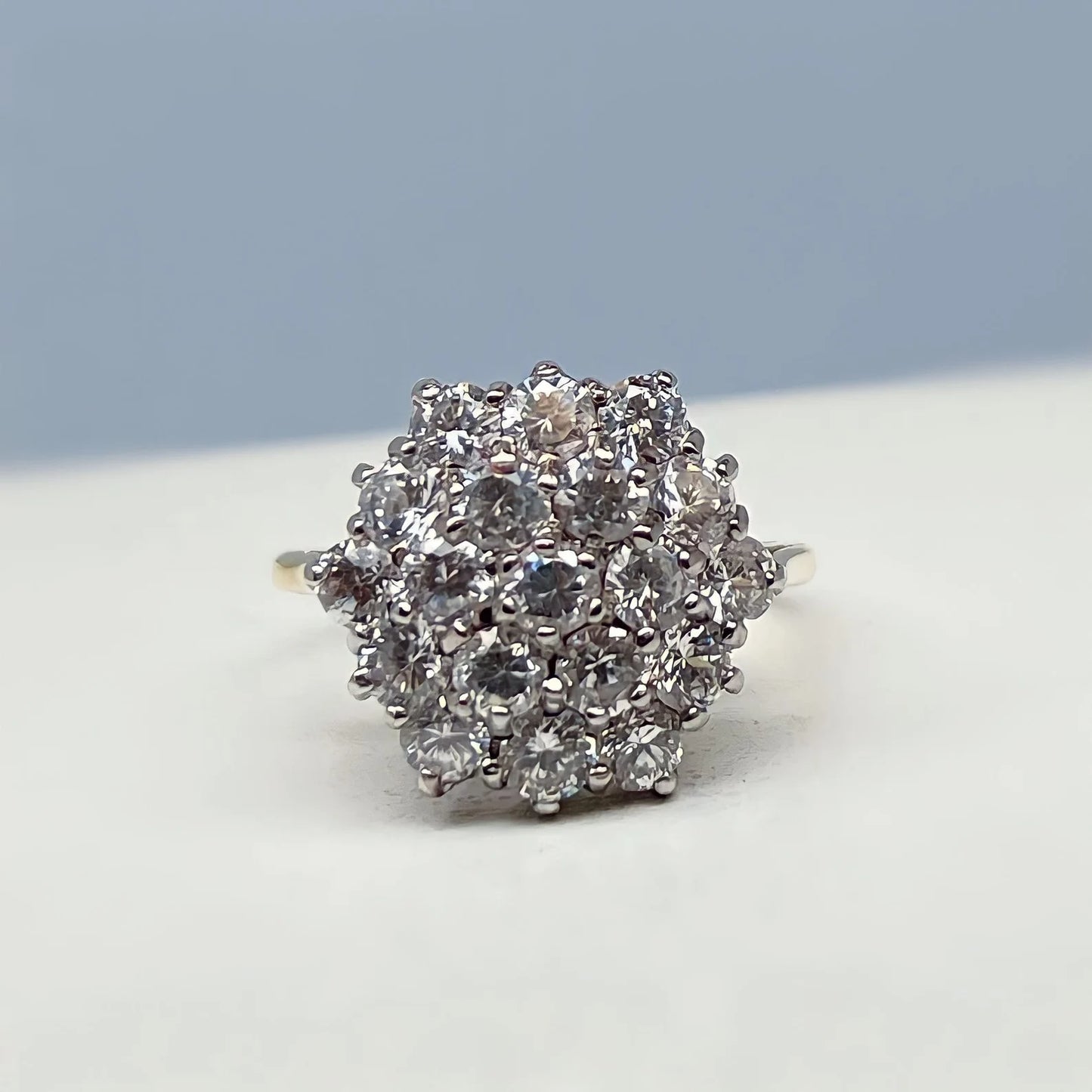 Vintage 9ct Gold Cubic Zirconia Cluster Ring - Size M