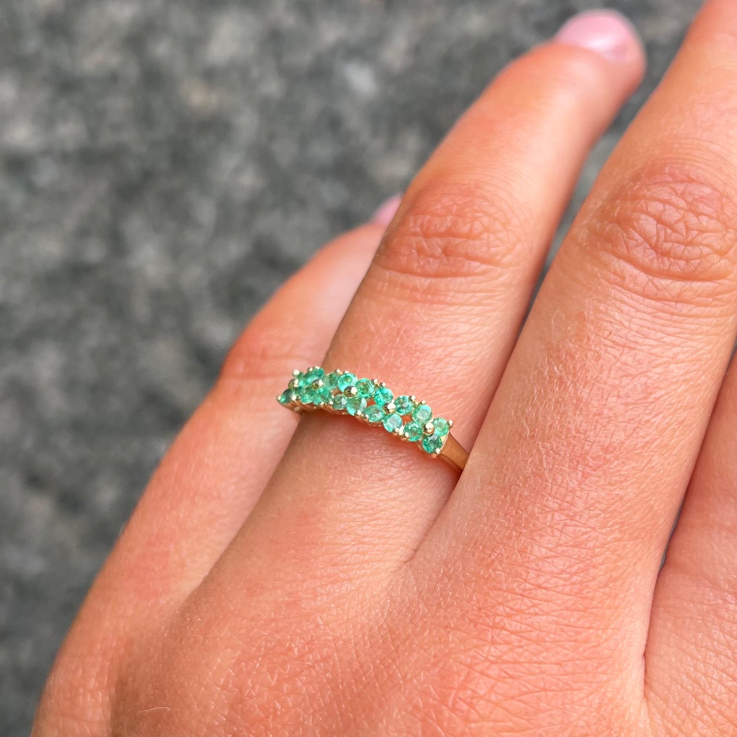 9ct Yellow Gold Emerald Clover Eternity Ring - Size M 1/2