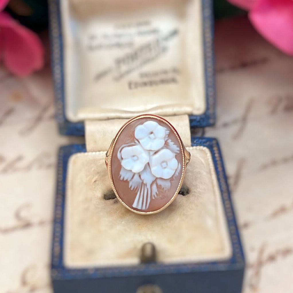 Antique 9ct Yellow Gold Floral Scene Cameo Ring - Size L