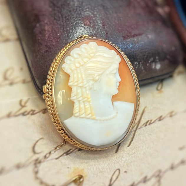 Antique Edwardian Lady Portrait Cameo Brooch