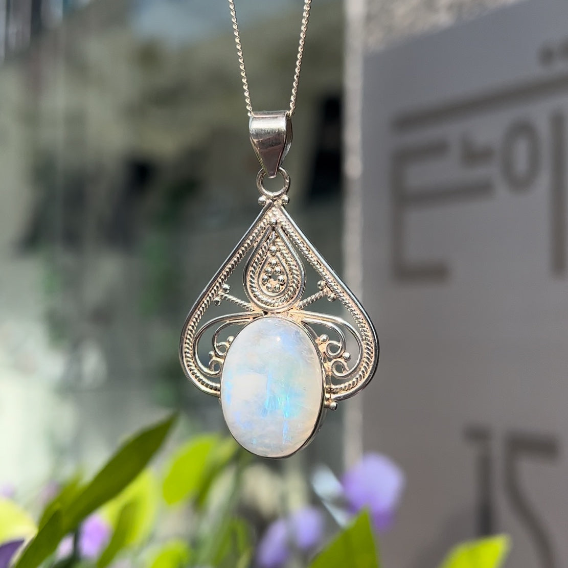 Sterling Silver Rainbow Moonstone Filigree Necklace