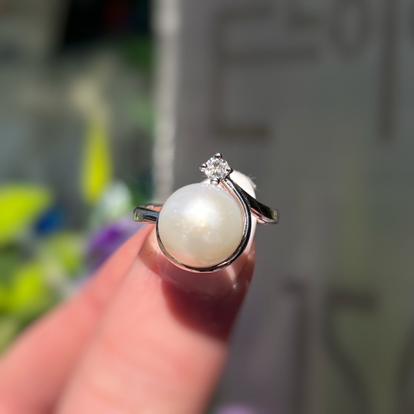 Cubic Zirconia and Pearl Sterling Silver Swirl Ring | Size M ½