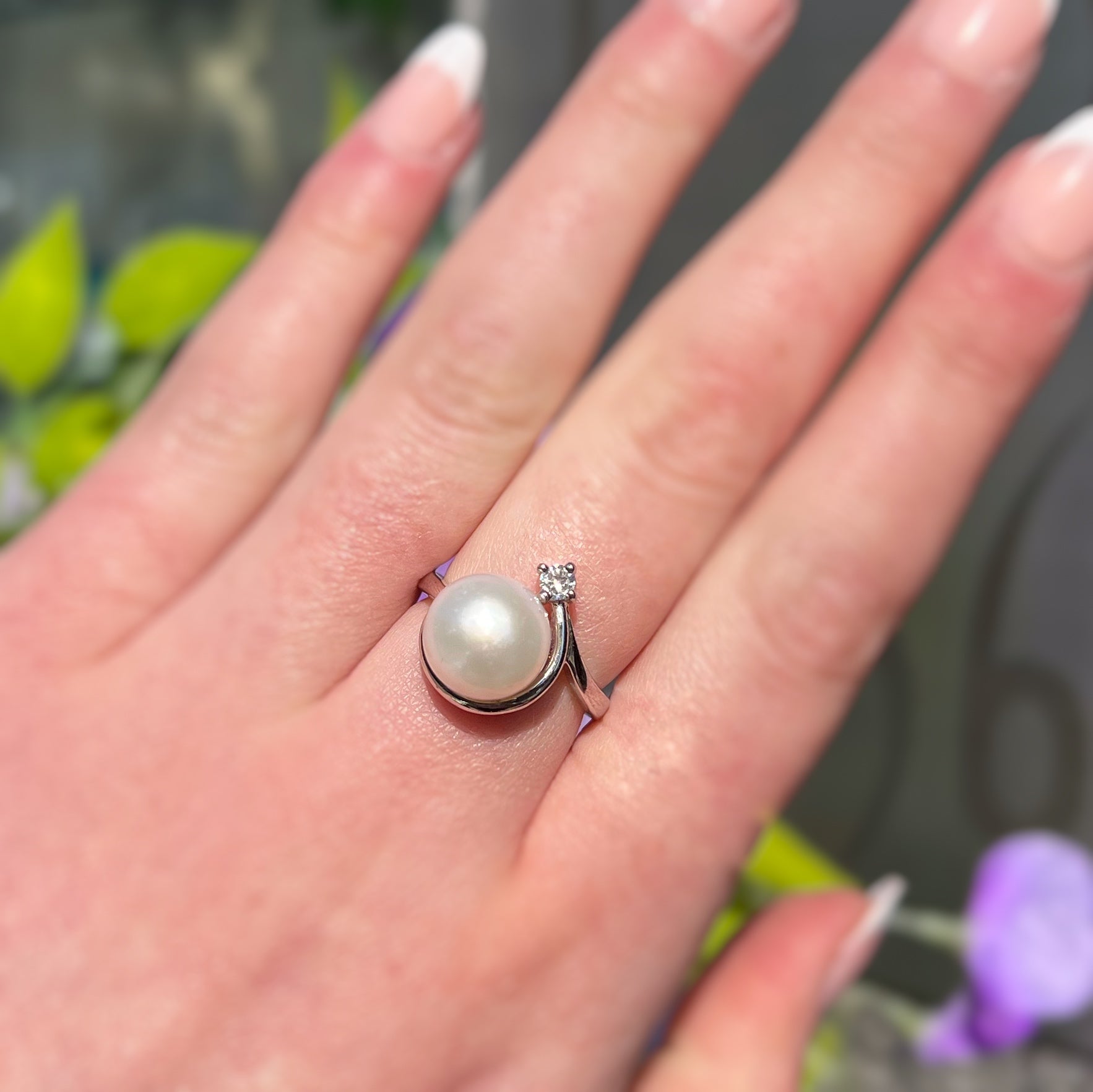 Cubic Zirconia and Pearl Sterling Silver Swirl Ring | Size M ½