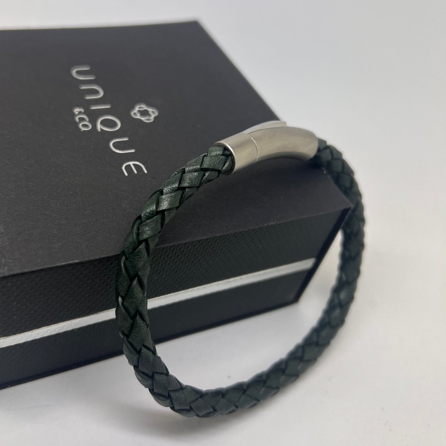 Unique&Co. Gents Green Leather Bracelet