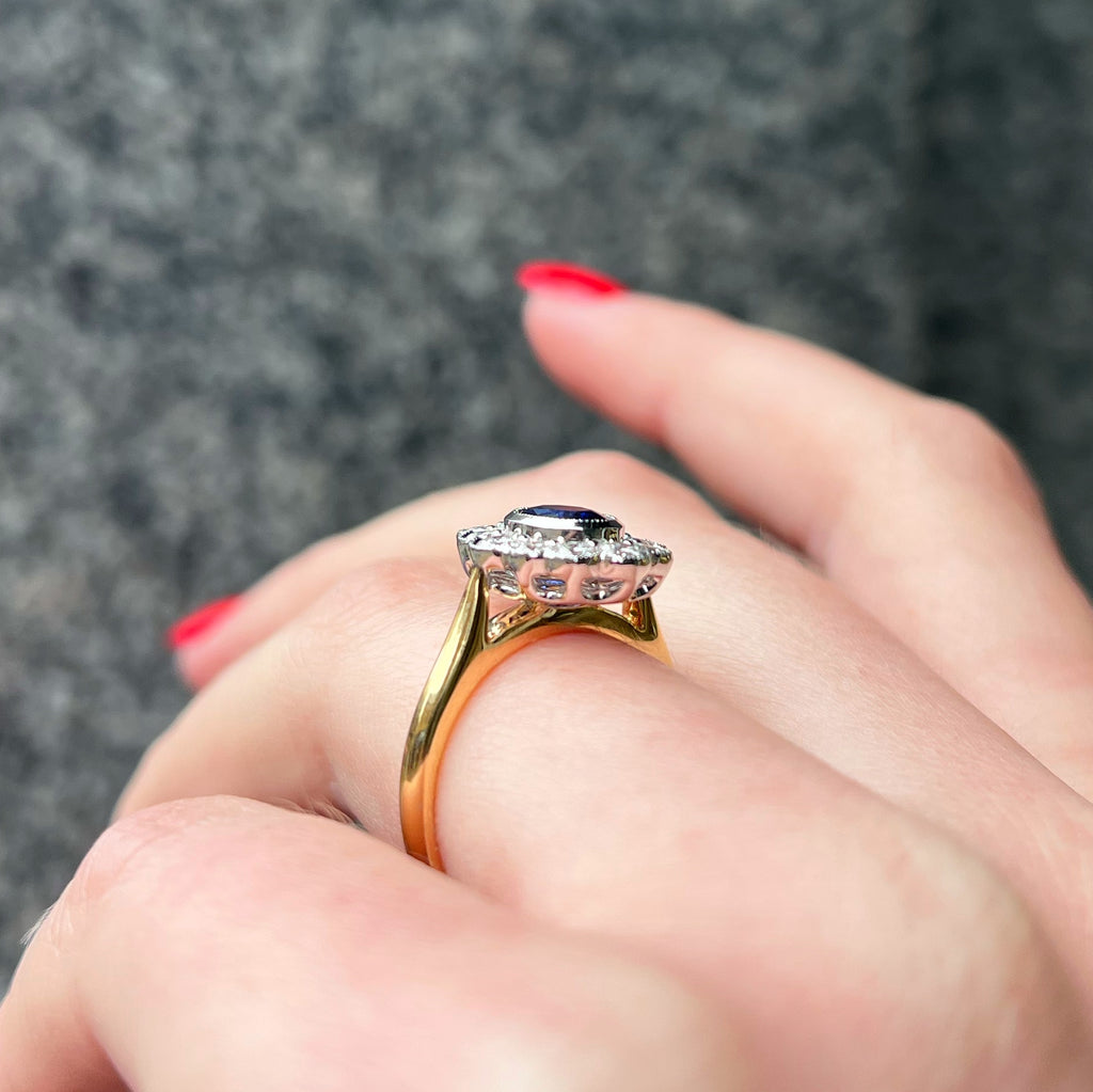Ceylon Sapphire and Diamond 18ct Yellow Gold Cluster Ring | Size M ½