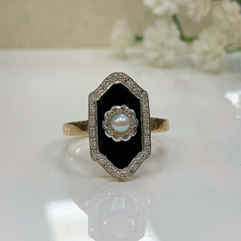 9ct Yellow Gold Diamond, Pearl and Onyx Ring - Size N