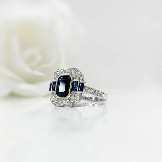 18ct White Gold Sapphire and Diamond Cocktail Art Deco Reproduction Ring - SIZE M 1/2