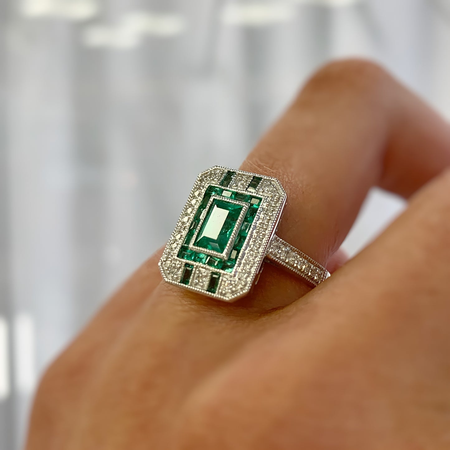 18ct White Gold Art Deco Reproduction Emerald And Diamond Ring – SIZE O