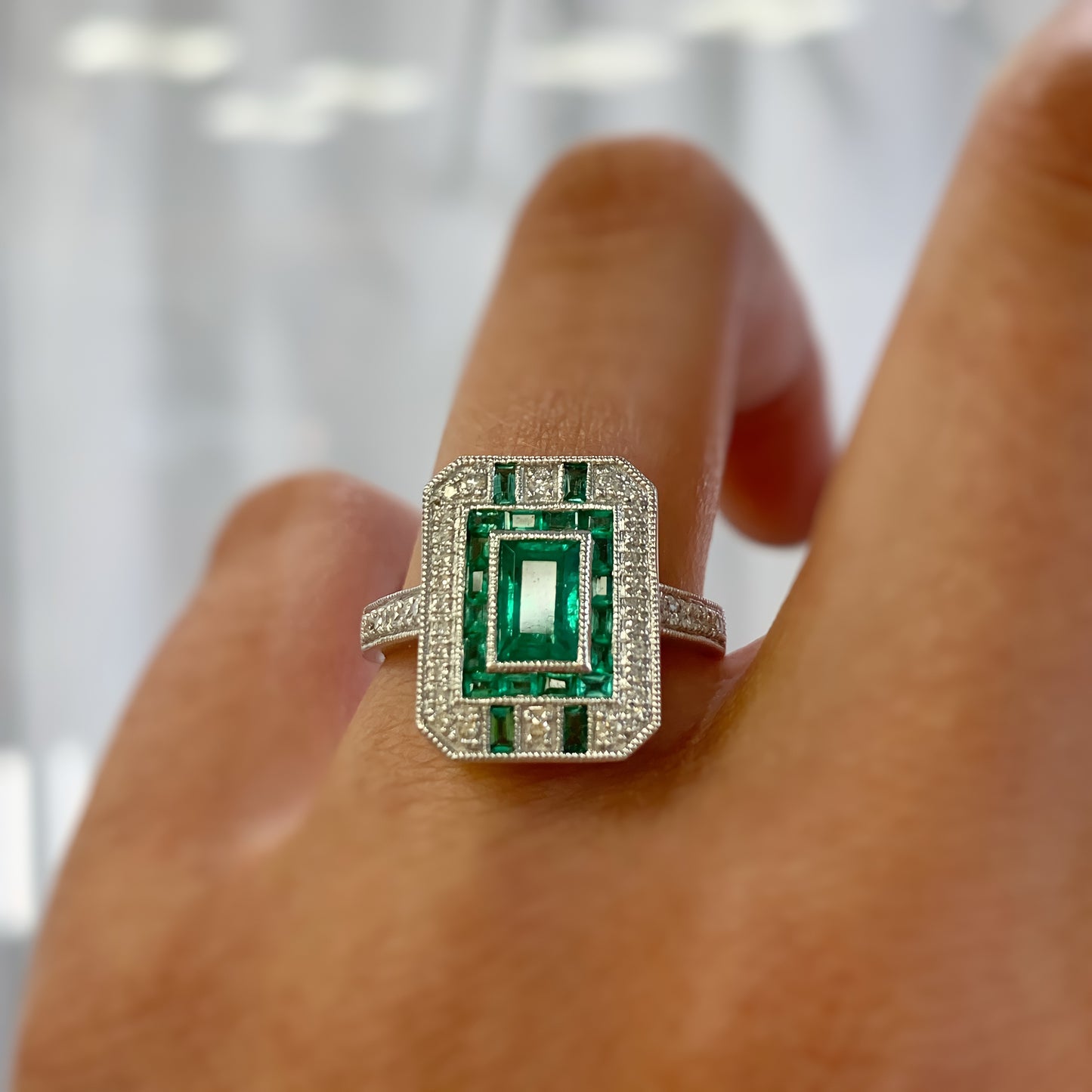 18ct White Gold Art Deco Reproduction Emerald And Diamond Ring – SIZE O