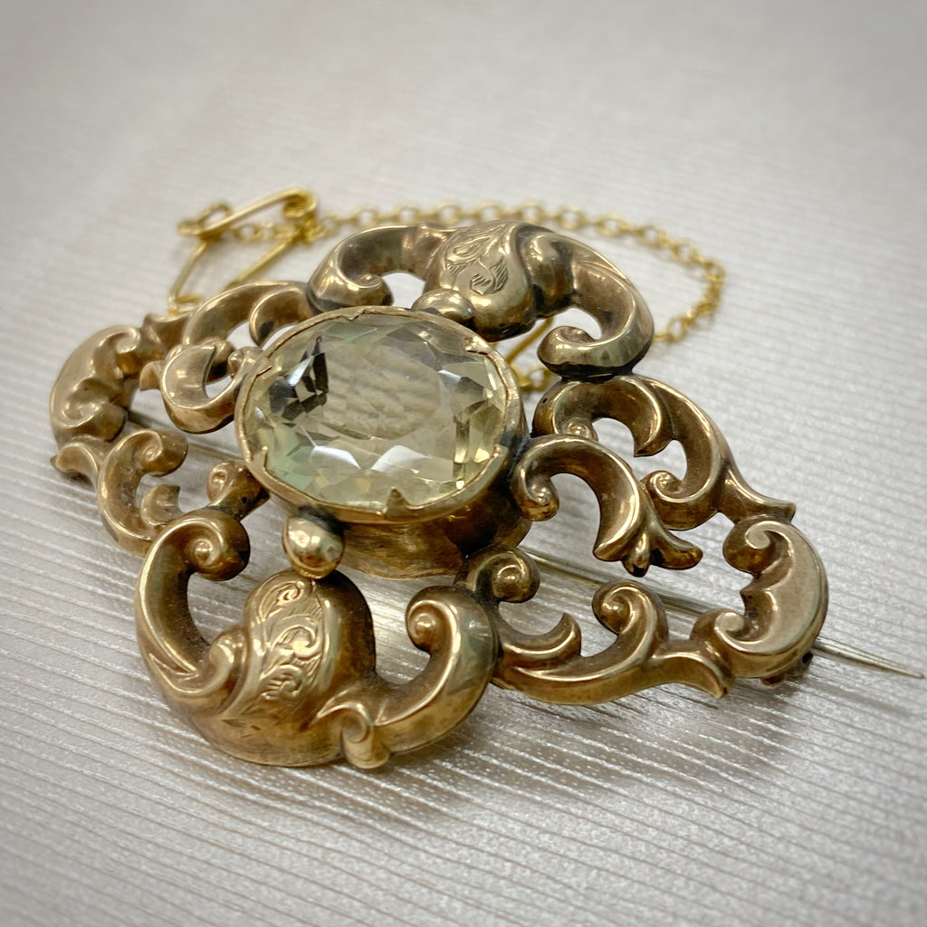 Victorian Golden Citrine 9ct Yellow Gold Brooch (with safety chain)