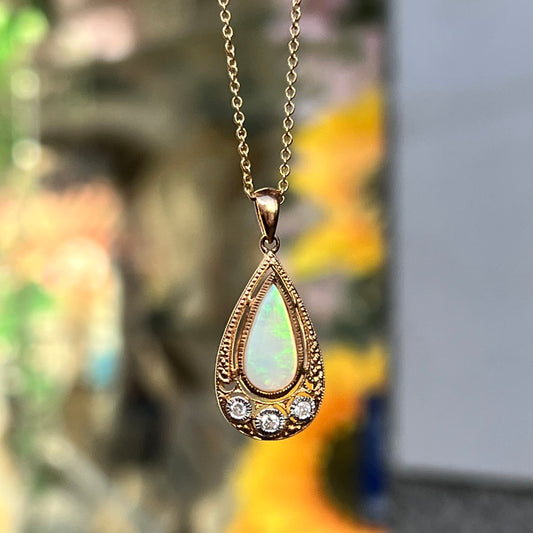 9ct Yellow Gold Opal and Diamond Necklace