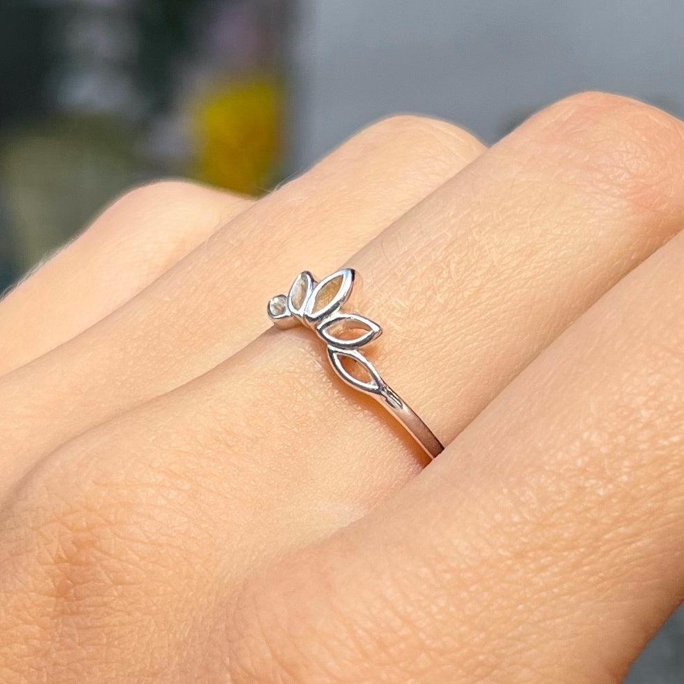 Sterling Silver Lotus Flower Ring - Size L