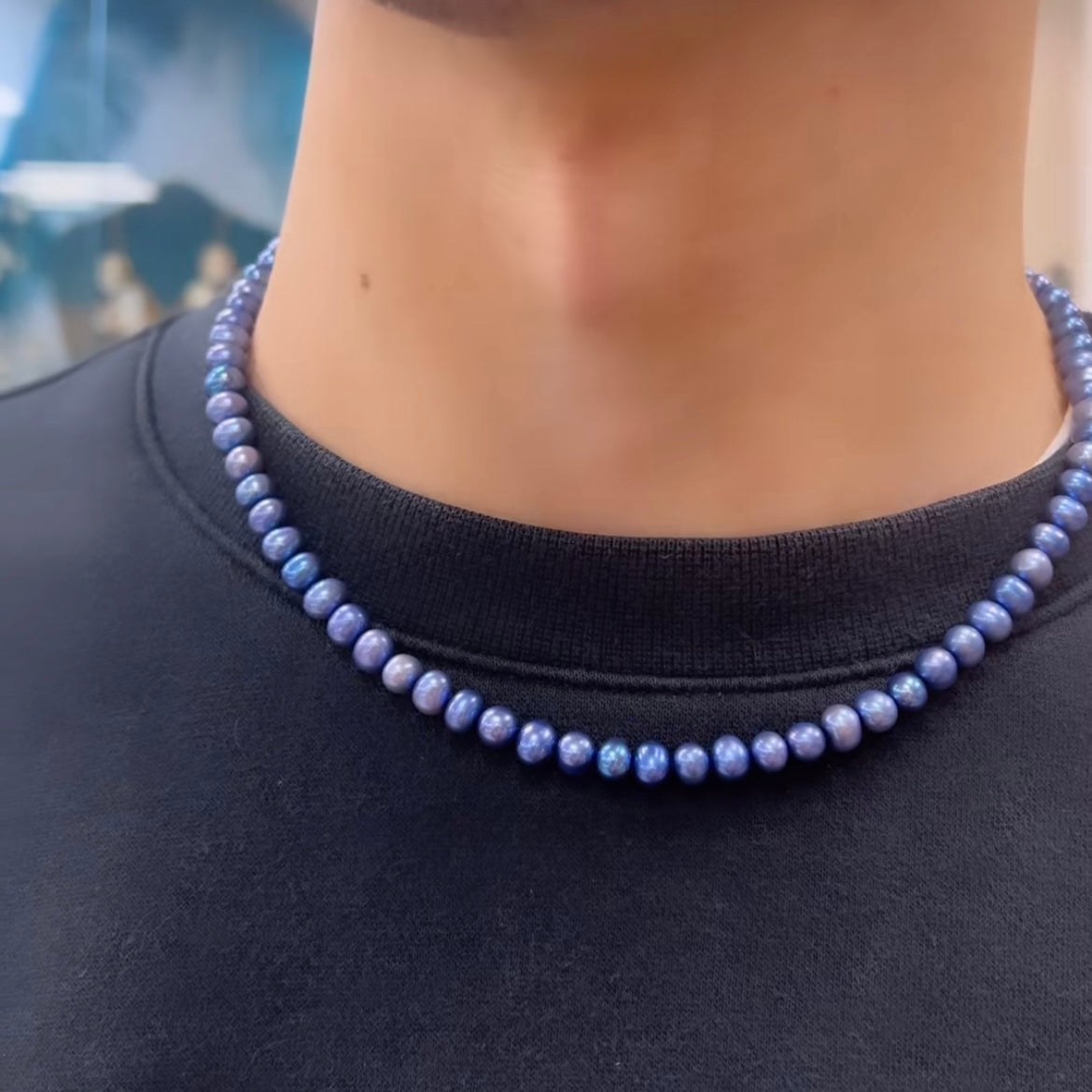 Gents Violet Blue Pearl Necklace