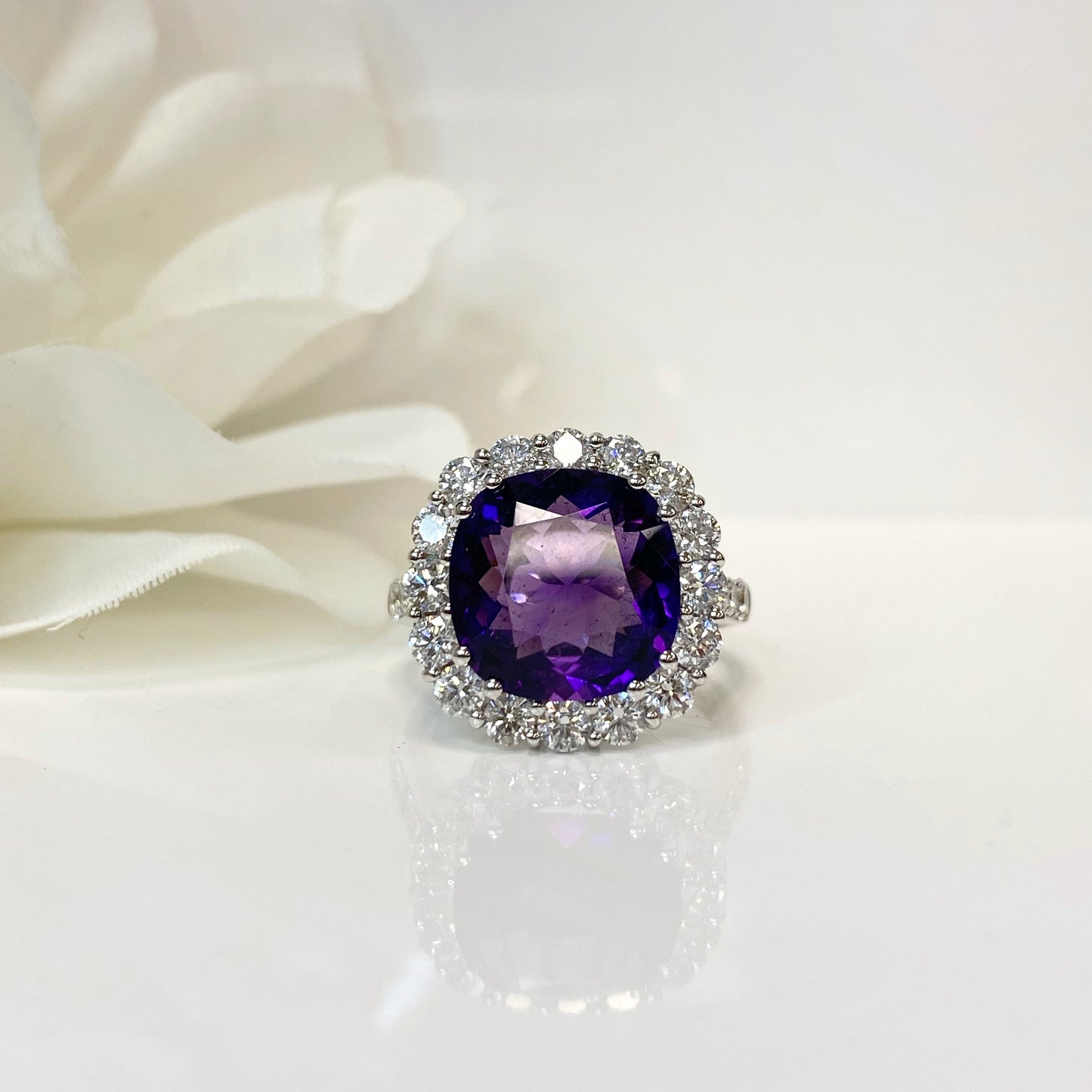 Spectacular 18ct White Gold Amethyst and Diamond Ring – SIZE N 1/2